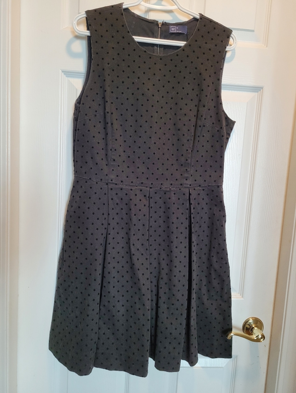 GAP Black Sleeveless Polka Dot Skater Dress (US 12)